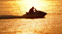Sarasota County considers new rules for motorboats on Lido Beach