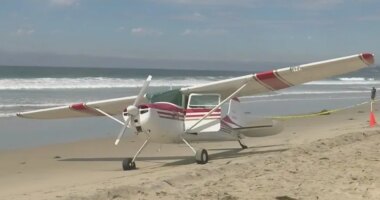 Small plane makes emergency landing on Southern California beach