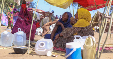 Sudan's paramilitary forces killed hundreds at a hospital in Darfur, residents and aid workers say