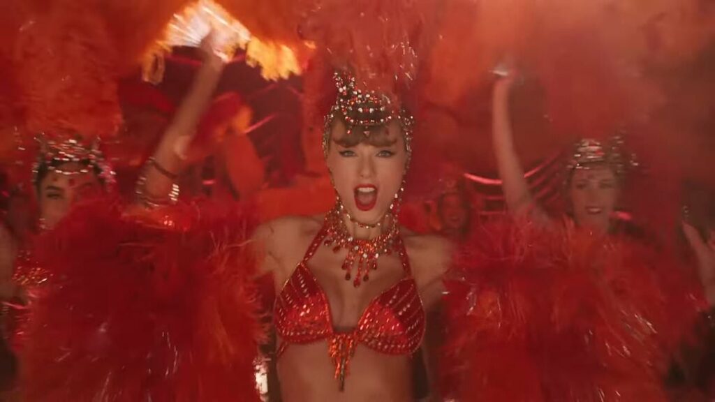 Taylor Swift's fiance Travis Kelce spent 36th birthday watching her