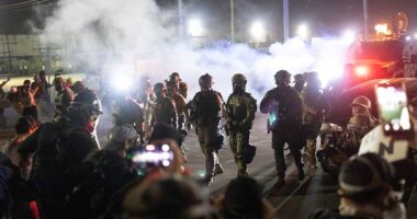 Texas National Guard deploys 200 troops to Illinois for federal protection mission amid protests