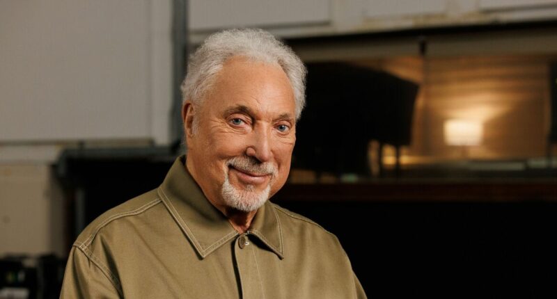 Tom Jones 'felt responsible' in devastating admission about late wife's health