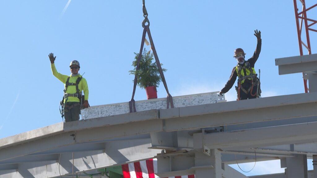 'Topping Out' ceremony celebrates final beam going into JAX's Concourse B