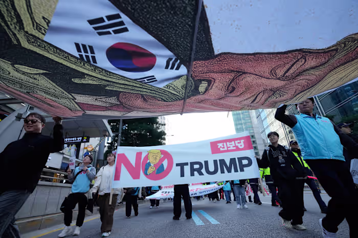 Trump aims to start his Asia trip with dealmaking in Malaysia