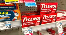Trump offers new warning on Tylenol for pregnant women
