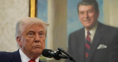 Trump tells Democrats to ‘do something’ ahead of ObamaCare premiums spike