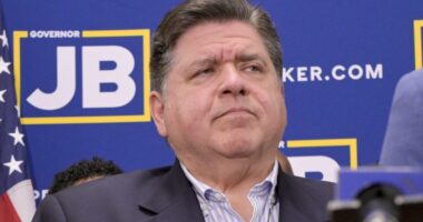 Trump to federalize Illinois National Guard: Pritzker