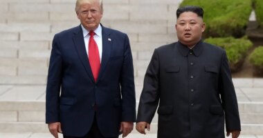 Trump travels to Asia ahead of meeting with President Xi