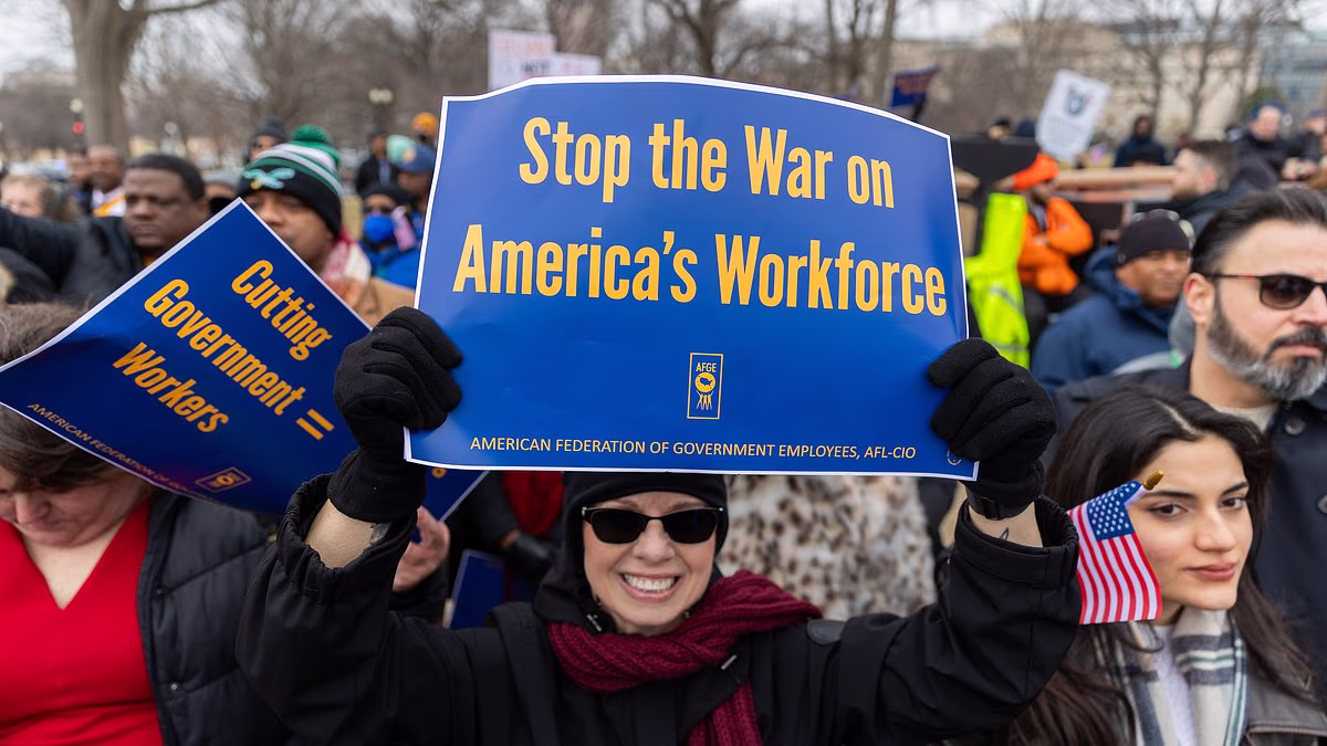 Union demands Democrats back Republican deal to end shutdown
