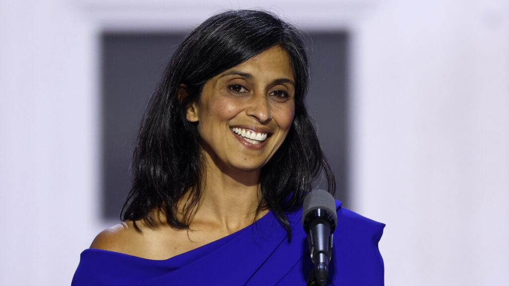 Usha Vance's Worst Footwear Fails Would Have Carrie Bradshaw Throwing Up