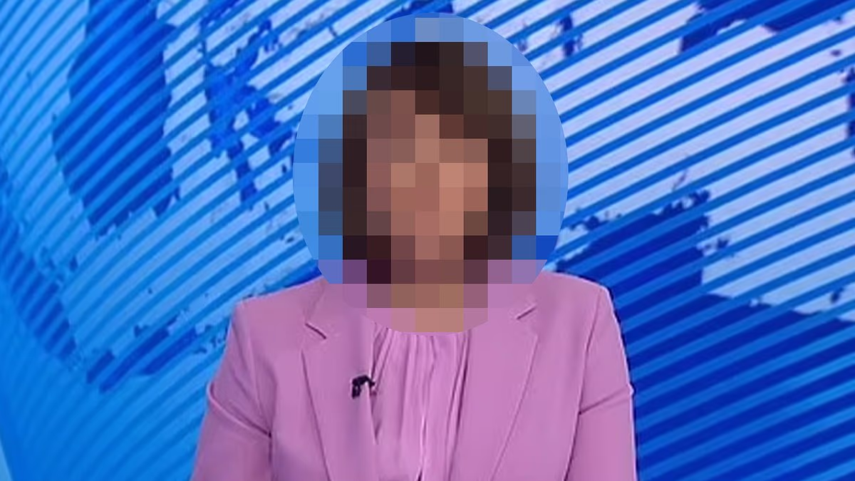 Veteran newsreader QUITS Ten and is replaced with younger co-star