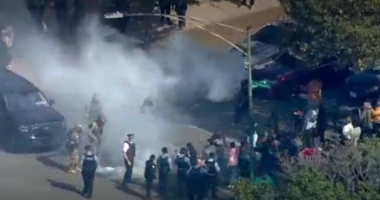 Video: Feds appear to deploy chemical agent in standoff with Chicago residents