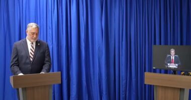 Virginia candidate debates AI bot of opponent