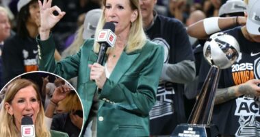 WNBA commissioner greeted with heavy boos during Aces championship trophy ceremony