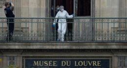 What we know about the four-minute Louvre robbery