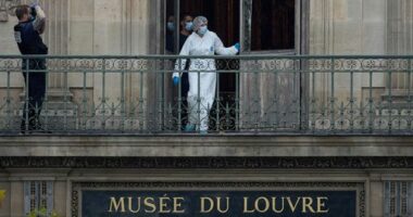 What we know about the four-minute Louvre robbery