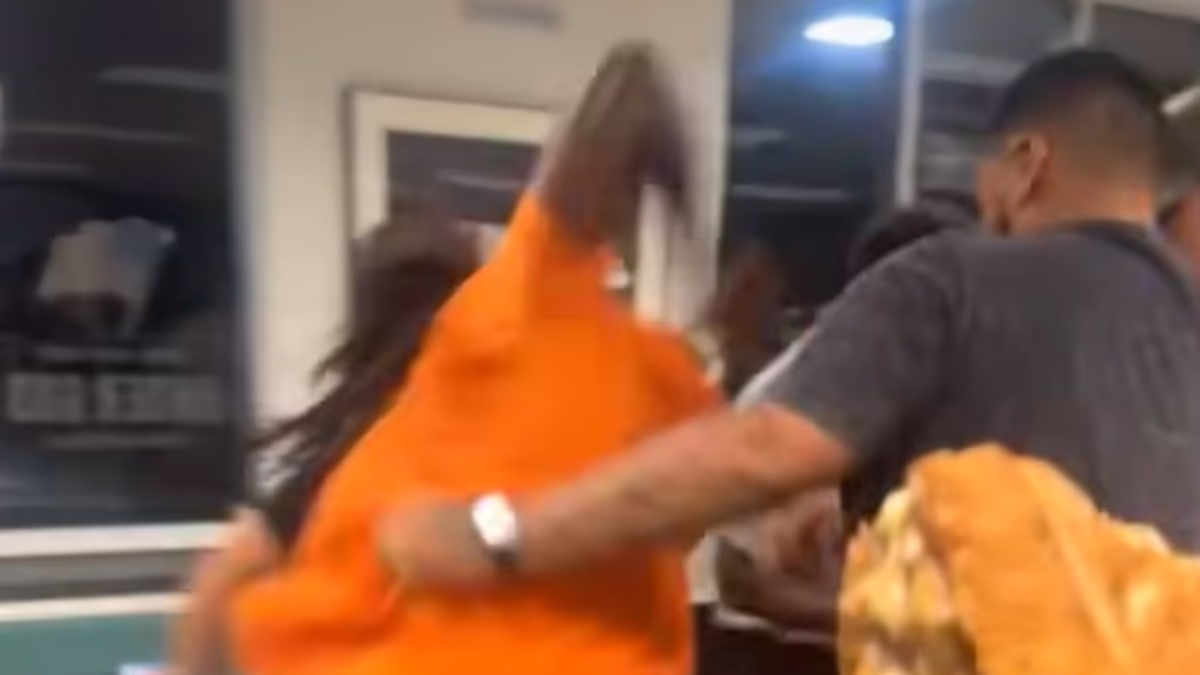 Wild footage shows brawl inside Whataburger restaurant after 'mistake'