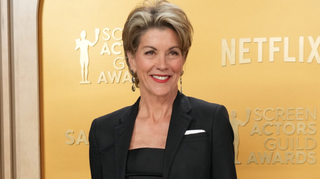 Young Sheldon Star Wendie Malick Lives Quite The Lavish Life