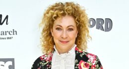 'ER' Star Alex Kingston Reveals Womb Cancer Diagnosis, Hemorrhage on Stage