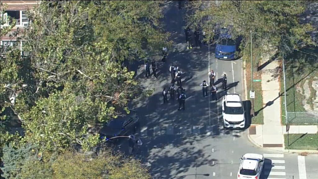 COPA responding to Chicago police shooting at 111th, State in Roseland; man shot, CFD says