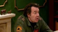 Celebrity Traitors fans 'work out' Jonathan Ross' downfall after major blunder