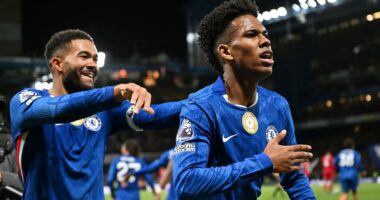 Chelsea deserved their victory over Liverpool and Enzo Maresca uncovered a jewel in this confidence-boosting triumph... but there was one pathetic part of their game that left me EMBARRASSED, writes OLIVER HOLT
