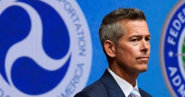 DOT chief Sean Duffy to discuss effects of government shutdown on air travel