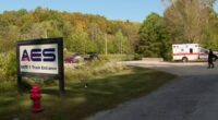 Deadly explosion rocks Tennessee manufacturing plant