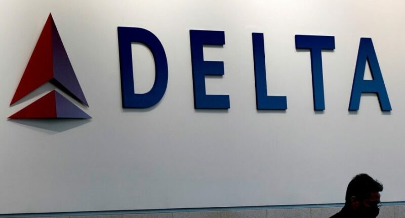 Delta jets have 'low-speed collision' on ground at New York's LaGuardia, injuring 1