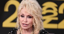 Dolly Parton's sister asks for prayers in emotional plea amid singer's health battle