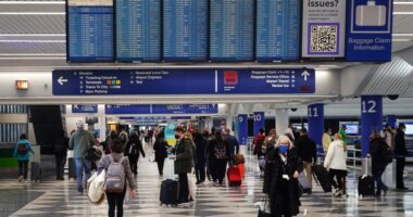 FAA issues Ground Delay at O'Hare due to shortage of air traffic controllers