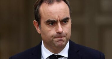 France loses another prime minister in political crisis