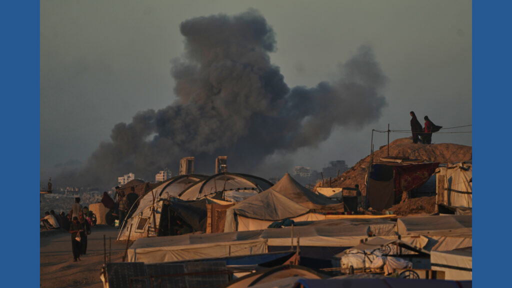 Gaza death toll mounts as Hamas considers its response to Trump's peace proposal