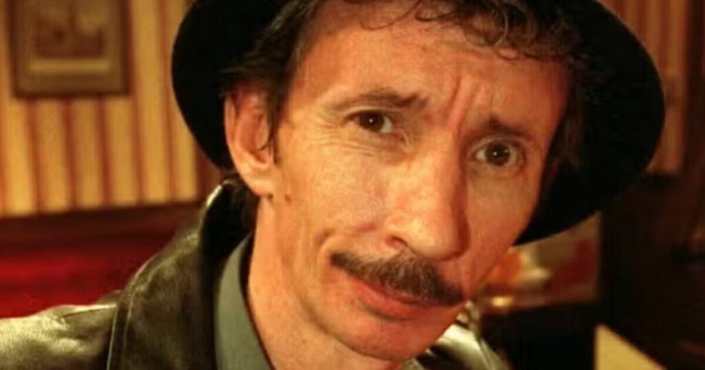 Heartbreaking last picture shows Only Fools legend Patrick Murray in hospice