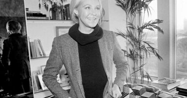 FILE - Joan Kennedy smiles following an interview in Boston, Dec. 5, 1979. (AP Photo/Dave Tenenbaum, file)