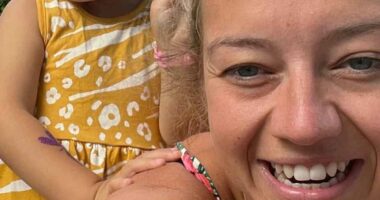 Kelsey Parker 'is struggling to help kids navigate Phoenix's passing'
