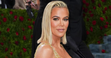 Khloe Kardashian's Extreme Plastic Surgery Is So Obvious In These Side By Side Photos