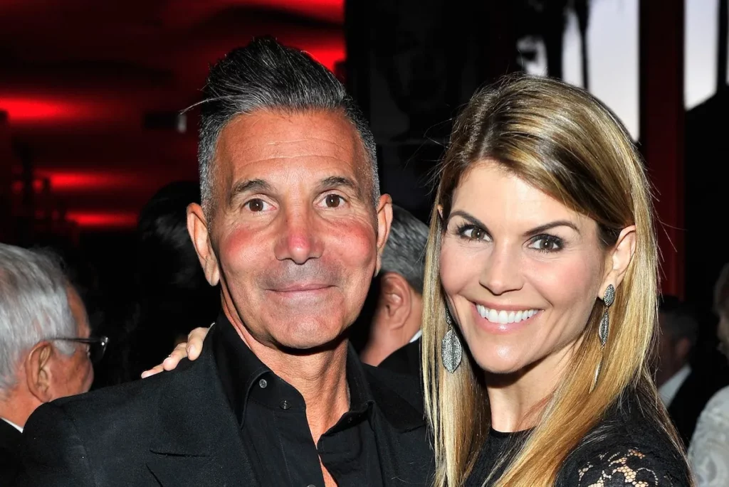 Lori Loughlin's Luxury LA Home Still On Market as She Splits From Husband Mossimo Giannulli