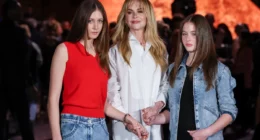 Nicole Kidman Debuts Breakup Bangs at Paris Fashion Show With Daughters Faith Margaret and Sunday Rose