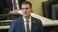 Oklahoma's GOP governor objects to Texas troops in Illinois