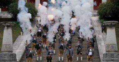Oktoberfest ends Sunday with the traditional Bavarian salute