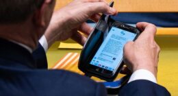 Photo of Trump team member's phone reveals major concerns