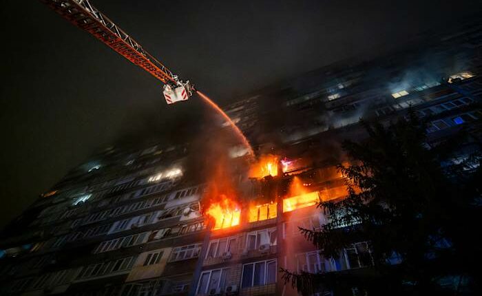 Power restored to 800,000 in Kyiv after major Russian strikes on Ukraine's energy grid
