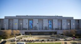 Smithsonian poised to shutter museums Sunday as shutdown showdown persists