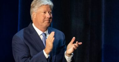 Texas megachurch founder Robert Morris pleads guilty to child sex abuse charges
