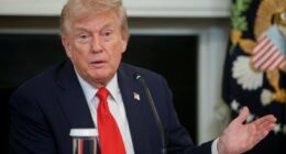 Trump holds Cabinet meeting as shutdown continues