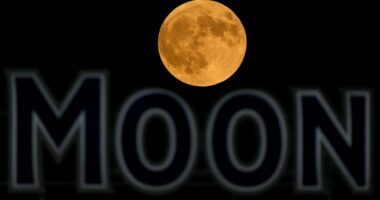 When is the Harvest Moon Supermoon? What time is first supermoon of 2025