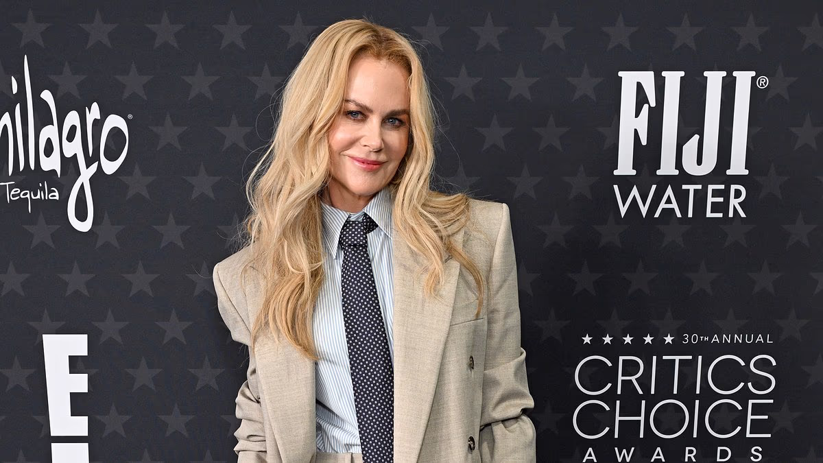 11 things we men secretly HATE that women LOVE to wear