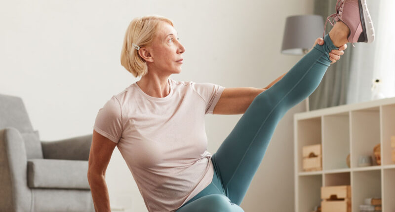 4 Simple Moves That Tone Calves Faster Than a Treadmill After 55