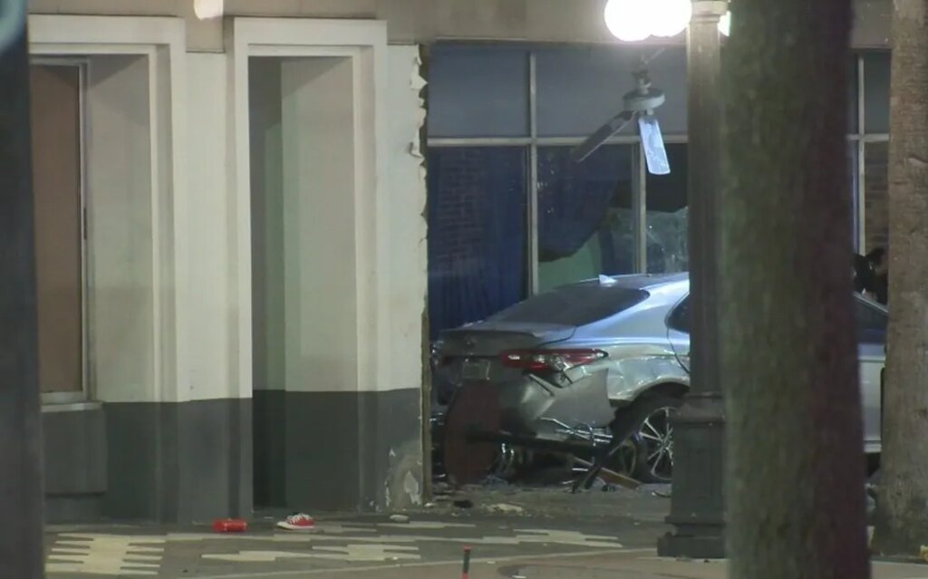 4 dead, 11 injured after speeding car plows through crowd in Ybor